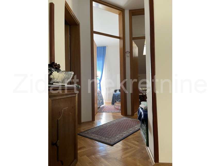 Квартира, 645 м², 100 000$ — FAKTOR